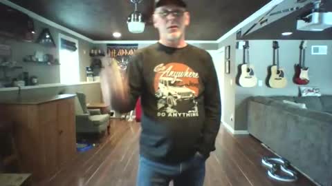 Snapshot of nudistguy194549 chatting on March 2, 2025, 8:40 pm Nudistguy online show from March 2, 2025, 8:40 pm