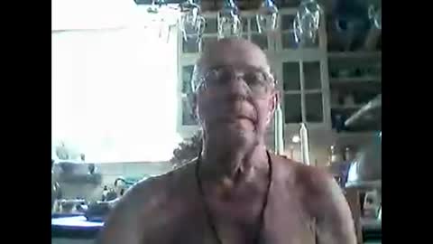 Haky online show from October 28, 2025, 12:19 pm