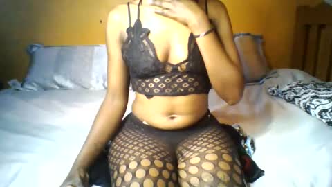 Snapshot of nukshypipi chatting on June 9, 2026, 10:05 am nukshypipi online show from June 9, 2026, 10:05 am