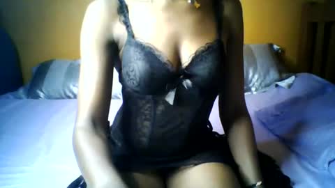 Snapshot of nukshypipi chatting on June 16, 2026, 1:19 am nukshypipi online show from June 16, 2026, 1:19 am