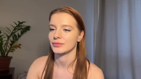 Snapshot of nura_foxx chatting on March 9, 2025, 5:00 am nura_foxx online show from March 9, 2025, 5:00 am