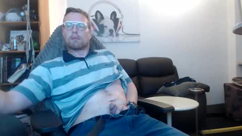 nursefan online show from October 13, 2025, 8:53 pm