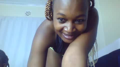 nutgal online show from April 4, 2026, 11:40 am