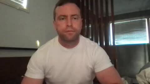 nutteddownthroat online show from November 11, 2025, 7:19 am