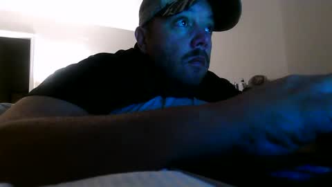 nuttincowboy727272 online show from April 30, 2026, 10:54 am