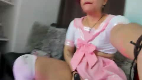 Snapshot of nyalgasai1 chatting on January 20, 2025, 6:42 am Nia online show from January 20, 2025, 6:42 am