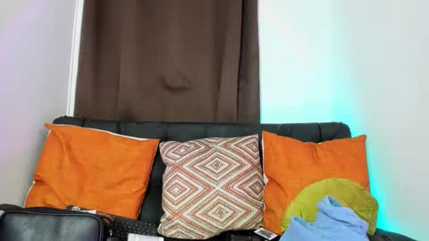 Snapshot of nyalgasai1 chatting on September 16, 2025, 11:06 pm Nia online show from September 16, 2025, 11:06 pm