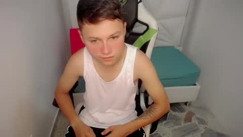 Snapshot of nyc_bby chatting on May 23, 2026, 12:20 pm NYC online show from May 23, 2026, 12:20 pm