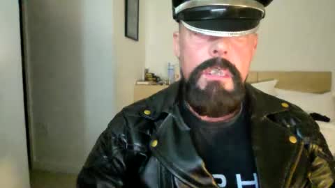 Snapshot of nycleatherman chatting on November 14, 2025, 10:36 am MACHO LEATHER ALPHA online show from November 14, 2025, 10:36 am
