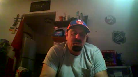 Snapshot of nyisles00 chatting on November 23, 2025, 2:39 pm nyisles00 online show from November 23, 2025, 2:39 pm