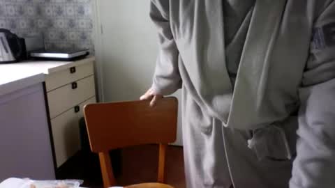 Snapshot of nymouf chatting on March 3, 2026, 12:00 pm nymouf online show from March 3, 2026, 12:00 pm