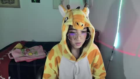 Snapshot of nymph_frida chatting on December 30, 2024, 7:26 am Frida online show from December 30, 2024, 7:26 am