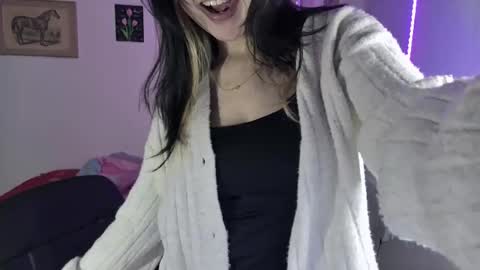 Snapshot of nymph_frida chatting on December 31, 2024, 8:26 am Frida online show from December 31, 2024, 8:26 am