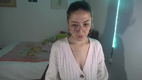 Snapshot of nymph_frida chatting on December 23, 2025, 6:22 am Frida online show from December 23, 2025, 6:22 am