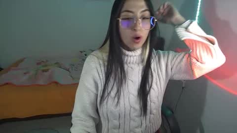 Snapshot of nymph_frida chatting on February 5, 2026, 7:24 am Frida online show from February 5, 2026, 7:24 am