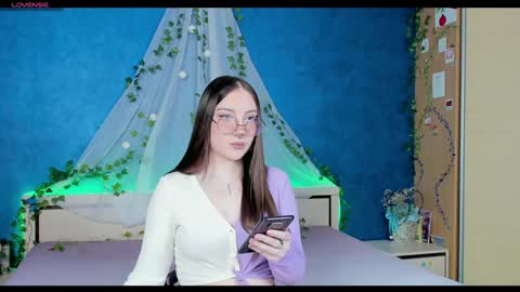 Kat online show from January 22, 2025, 6:52 pm