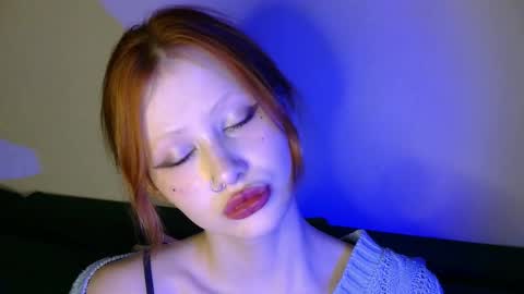 nyra_thira online show from January 10, 2026, 1:51 am