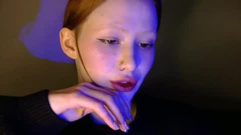 nyra_thira online show from February 1, 2026, 3:43 pm