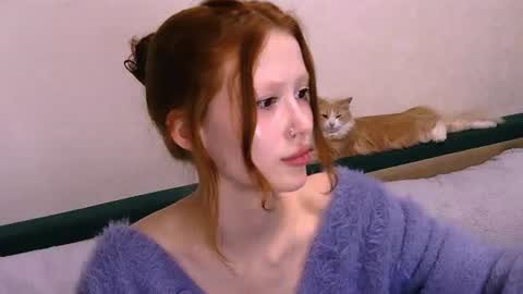 Snapshot of nyra_thira chatting on August 4, 2026, 1:09 am nyra_thira online show from August 4, 2026, 1:09 am