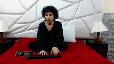 nyx_and_arian online show from April 12, 2026, 2:05 am