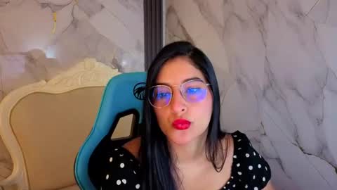Nia  online show from June 12, 2026, 12:59 pm