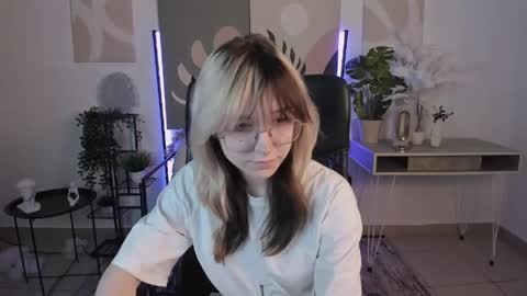 Snapshot of nyxcalderra chatting on June 3, 2026, 4:48 am Nyx online show from June 3, 2026, 4:48 am
