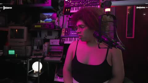 Snapshot of nyxraven chatting on December 30, 2024, 1:04 am NyxRaven online show from December 30, 2024, 1:04 am