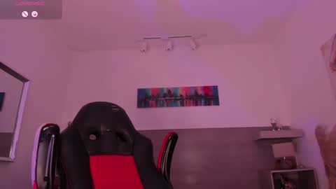 Snapshot of nyxshadow__ chatting on January 8, 2025, 6:52 am Nyx Shadow online show from January 8, 2025, 6:52 am