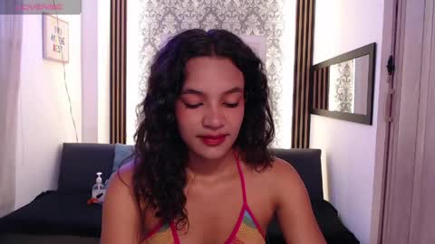 Snapshot of nyxx_velariia chatting on April 13, 2026, 3:39 pm Nyxx vala online show from April 13, 2026, 3:39 pm