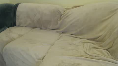 Stef  Derek online show from February 19, 2025, 9:28 am