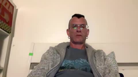 Jonathan Deep online show from April 5, 2026, 2:20 am