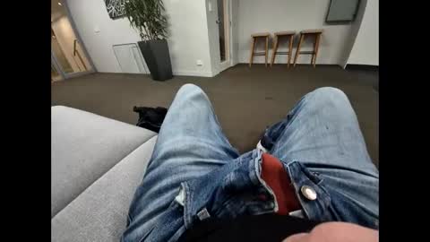 obedient9402 online show from February 26, 2026, 8:52 pm