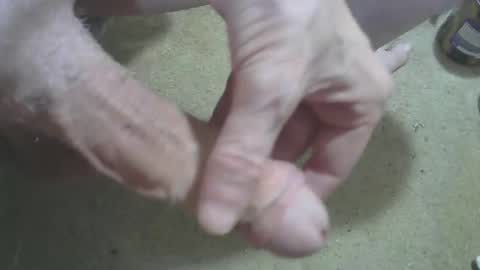 Snapshot of odentonman4fun chatting on April 14, 2026, 11:05 am odentonman4fun online show from April 14, 2026, 11:05 am