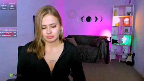 Snapshot of odri_sweet chatting on October 10, 2025, 10:42 pm odri_sweet online show from October 10, 2025, 10:42 pm