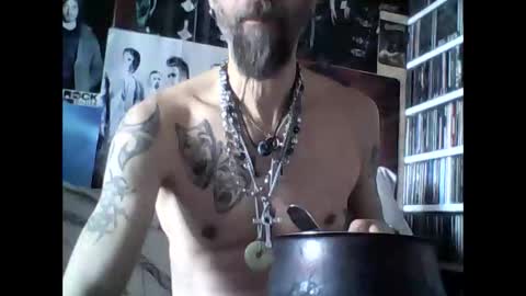 oedipe666cam online show from March 24, 2026, 1:38 pm