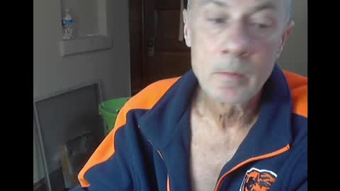 Officer online show from April 26, 2026, 12:58 pm