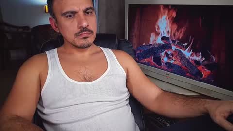 officeman7 online show from December 31, 2024, 4:14 pm