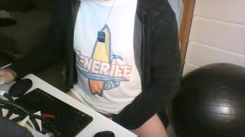 ofmtfs10 online show from April 10, 2026, 8:35 pm