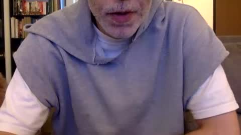 Snapshot of oggs48 chatting on May 1, 2026, 5:06 pm oggs48 online show from May 1, 2026, 5:06 pm