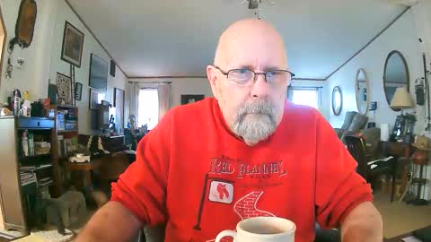 Snapshot of ogusbogus chatting on January 18, 2026, 3:27 pm Maximus No Mo online show from January 18, 2026, 3:27 pm