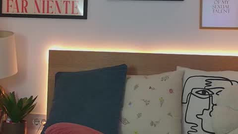 Kourtney online show from September 19, 2025, 9:22 am