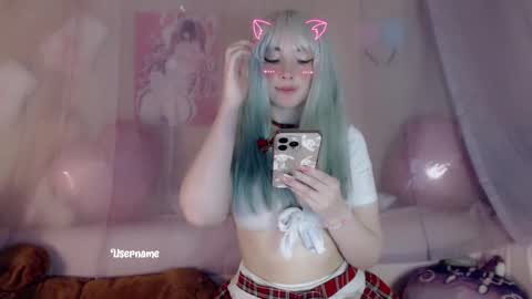 Snapshot of oh_pichuu chatting on March 3, 2025, 8:16 am Milly online show from March 3, 2025, 8:16 am