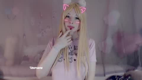 Snapshot of oh_pichuu chatting on September 22, 2025, 11:12 am Milly online show from September 22, 2025, 11:12 am