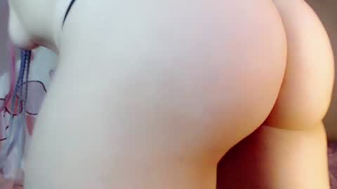 Snapshot of oh_pichuu chatting on July 17, 2026, 6:57 pm Milly online show from July 17, 2026, 6:57 pm