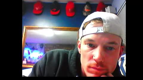 who dares  toss me some  tips lets have fun online show from December 3, 2024, 8:49 am