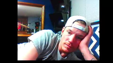 who dares  toss me some  tips lets have fun online show from December 17, 2024, 12:22 pm