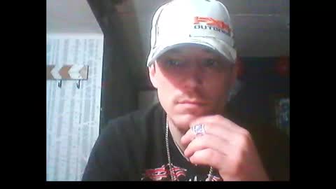 who dares  toss me some  tips lets have fun online show from January 13, 2025, 9:08 am