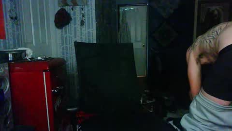 who dares  toss me some  tips lets have fun online show from October 30, 2025, 2:18 pm