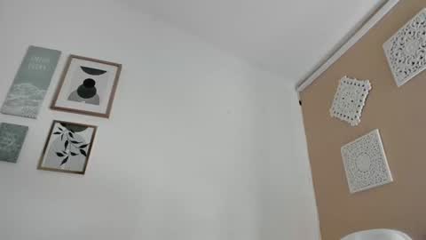 Snapshot of ohanna_ chatting on March 5, 2025, 7:49 pm ohanna_ online show from March 5, 2025, 7:49 pm