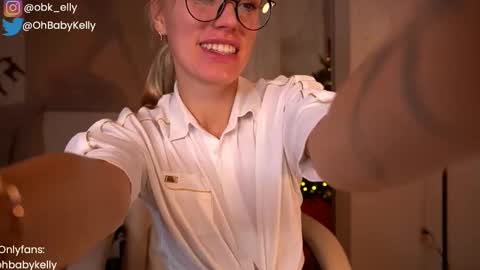 Snapshot of ohbabykelly chatting on December 22, 2024, 1:01 am Kelly online show from December 22, 2024, 1:01 am